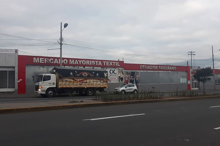 Mercado Mayorista Textil de Ambato ZeroVac — foto 2