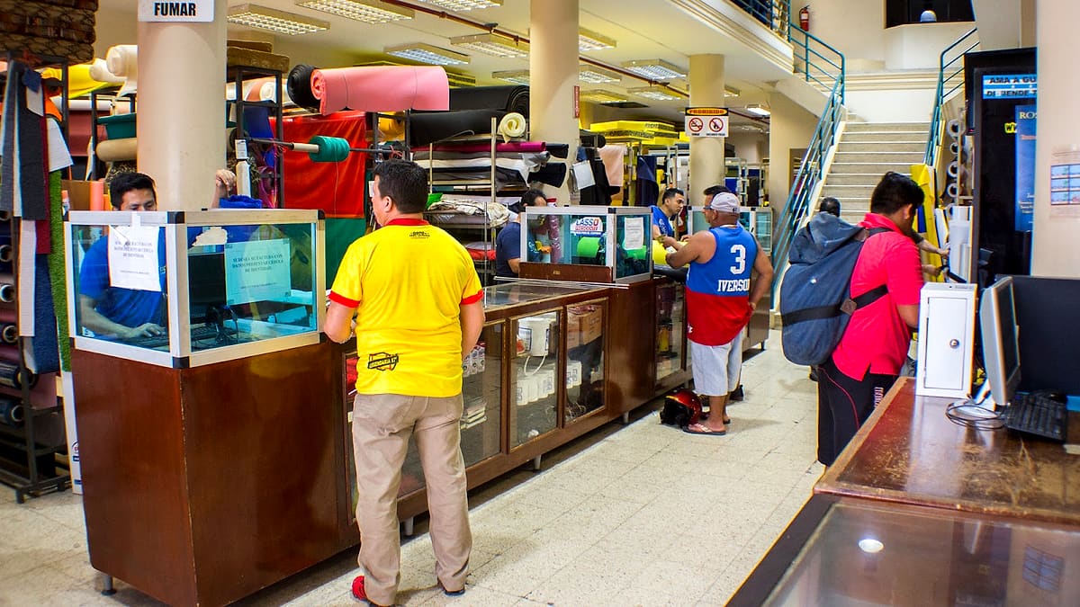 Comercial Carvallo Torres — foto 1